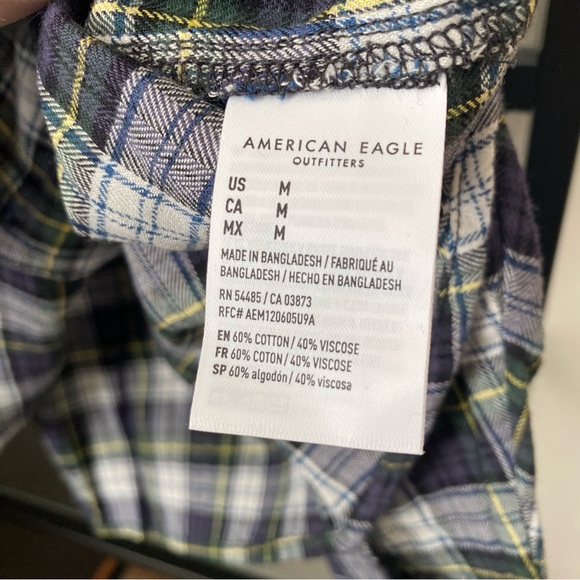 NWT American Eagle Plaid Button Down Shirt - Picture 3 of 4